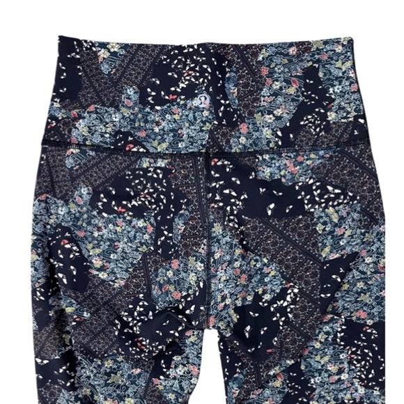 Lululemon Wunder Under Hi-Rise 7/8 Tight EUC - Picture 6 of 10